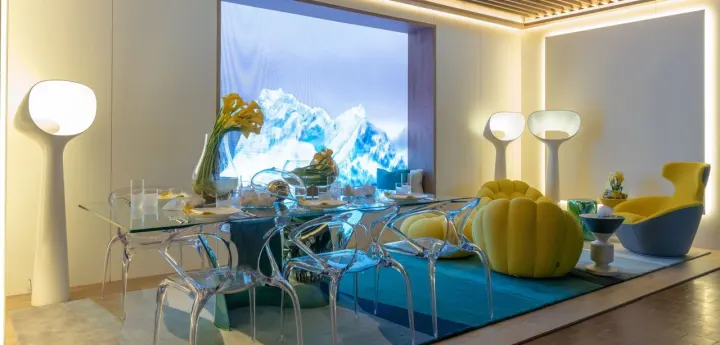 Roche Bobois Shines at Dining by Design 2025 with David Scott Interiors